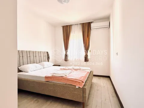 Sale, two bedroom apartment, 111m², Centar, Ulcinj - image 2
