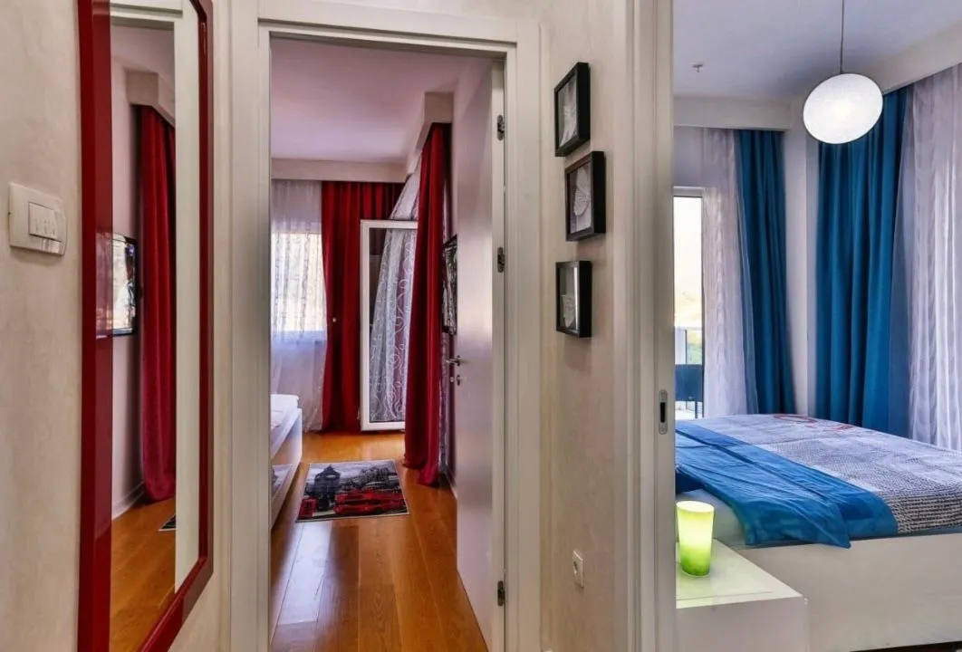 Rent, two bedroom apartment, 115m², Tre Canne, Budva
