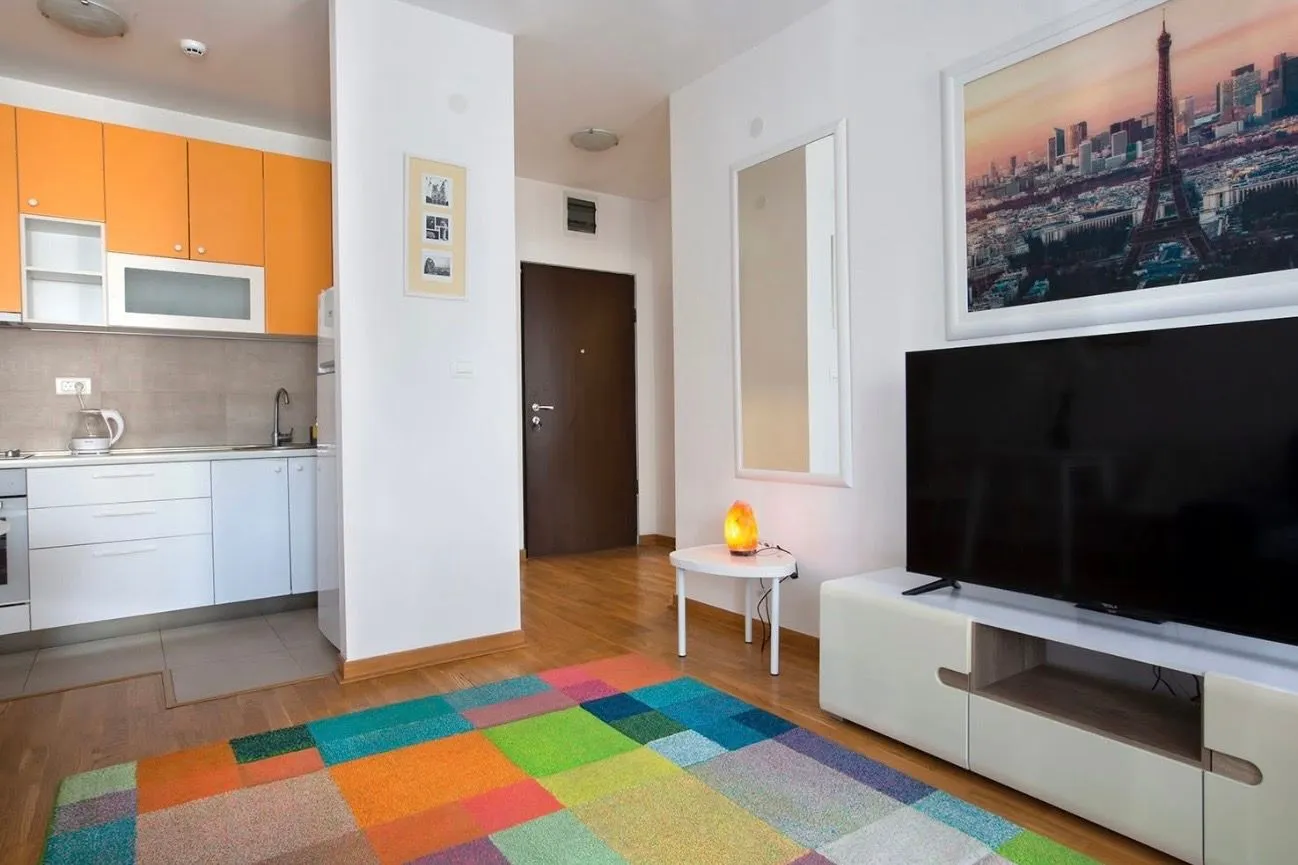 Izdavanje, jednosoban stan, 45m², Zagorič, Podgorica