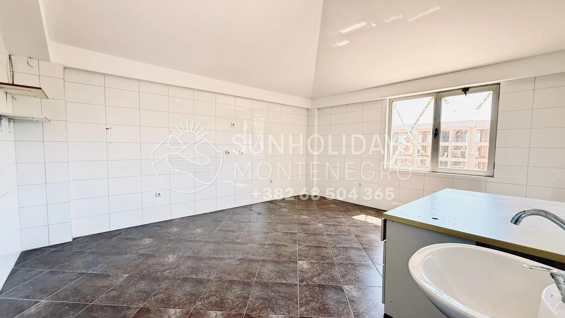 Sale, office space, 624m², Zabjelo, Podgorica