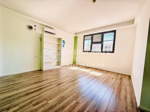 Sale, office space, 624m², Zabjelo, Podgorica - image 10
