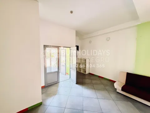 Sale, office space, 624m², Zabjelo, Podgorica - image 13