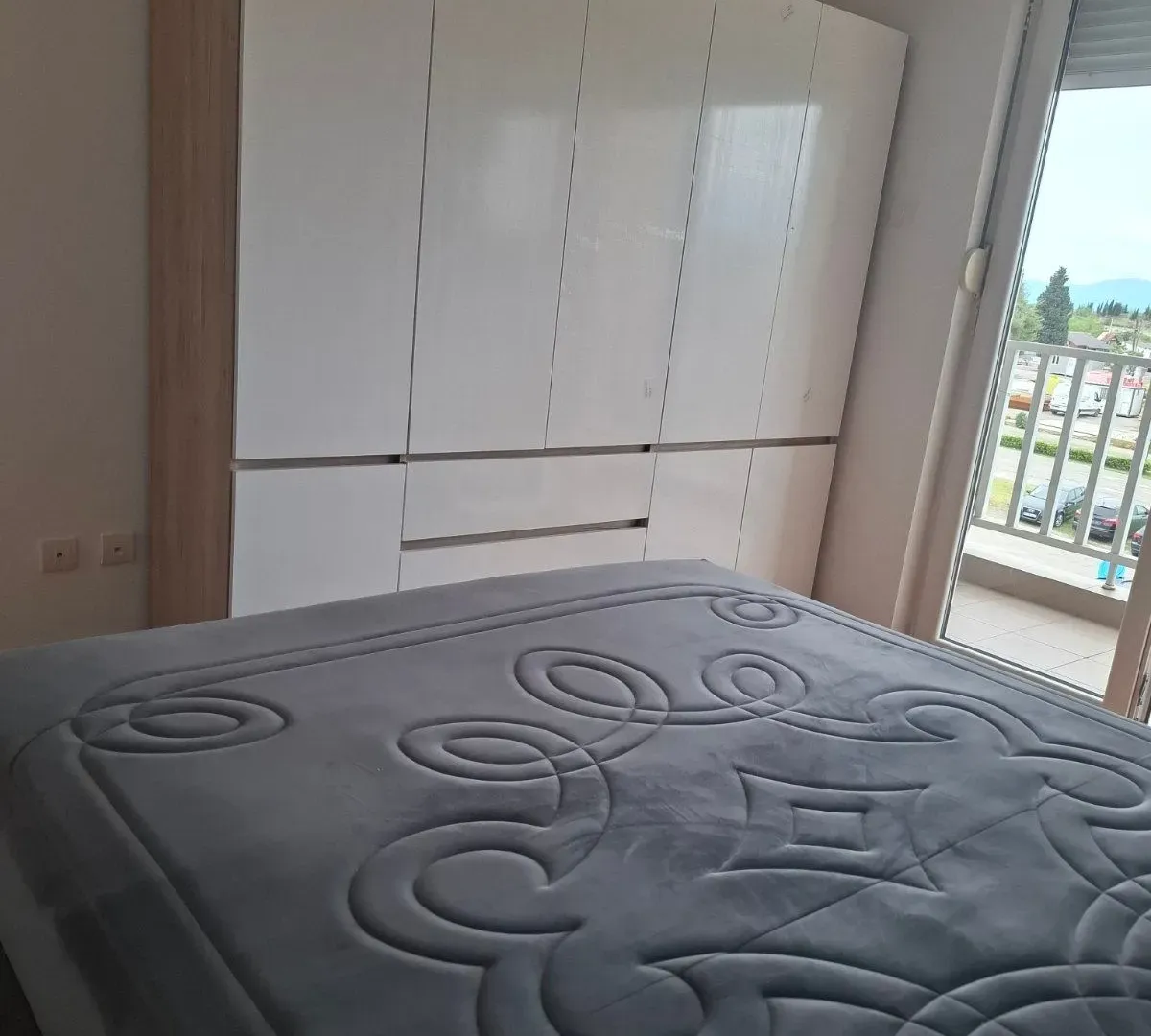 Rent, one bedroom apartment, 52m², Pobrežje, Podgorica