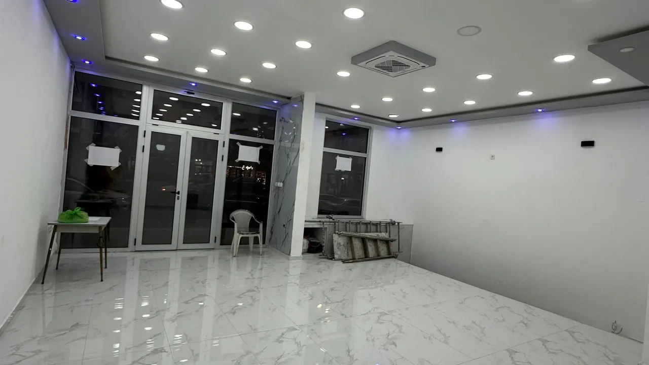 Rent, office space, 115m², Stari Aerodrom, Podgorica