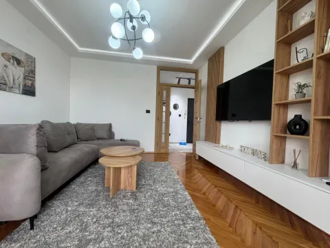 Rent, two bedroom apartment, 65m², Gintaš, Podgorica - image 5