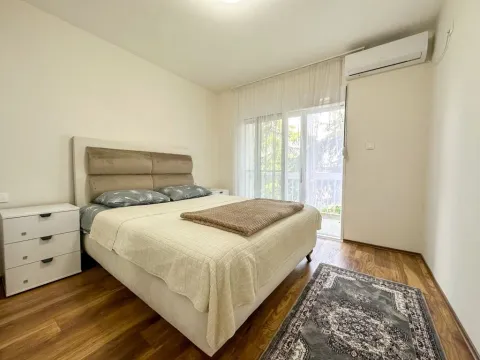 Izdavanje, dvosoban stan, 75m², Zabjelo, Podgorica - image 7