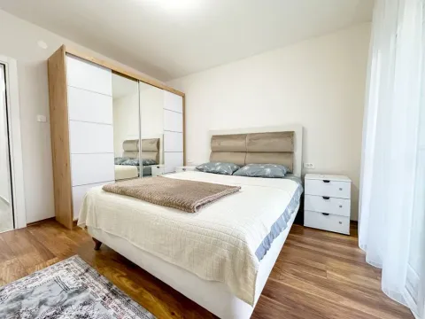 Izdavanje, dvosoban stan, 75m², Zabjelo, Podgorica - image 8