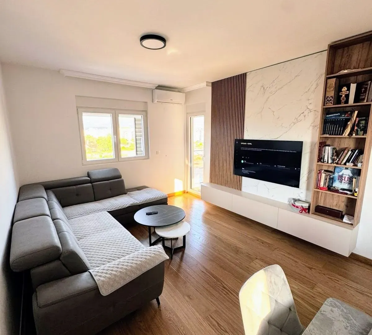Prodaja, dvosoban stan, 72m², New City, Podgorica
