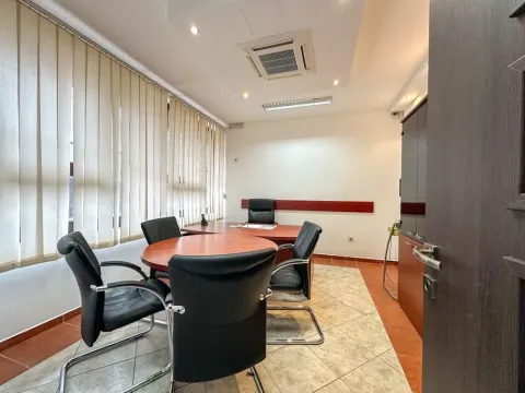 Rent, office space, 81m², Krivi Most, Podgorica - image 4