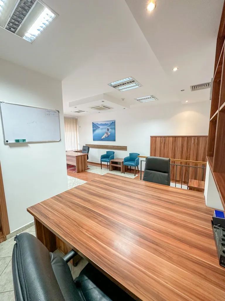Rent, office space, 81m², Krivi Most, Podgorica