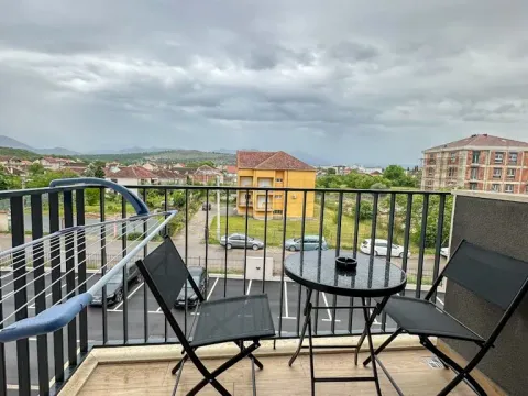 Izdavanje, jednosoban stan, 39m², Tološi, Podgorica - image 12