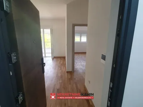 Sale, one bedroom apartment, 46m², Bečići, Budva - image 2