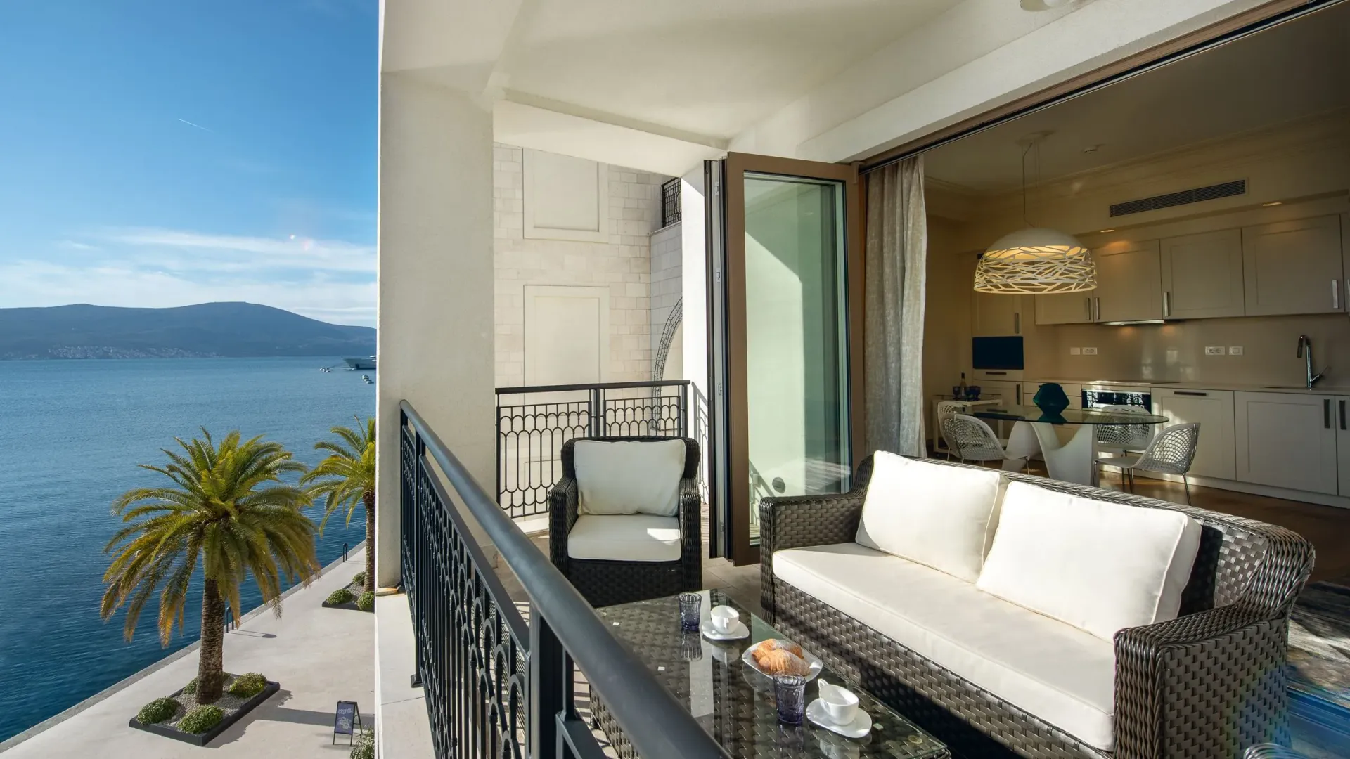 Prodaja, dvosoban stan, 98m², Porto Montenegro, Tivat