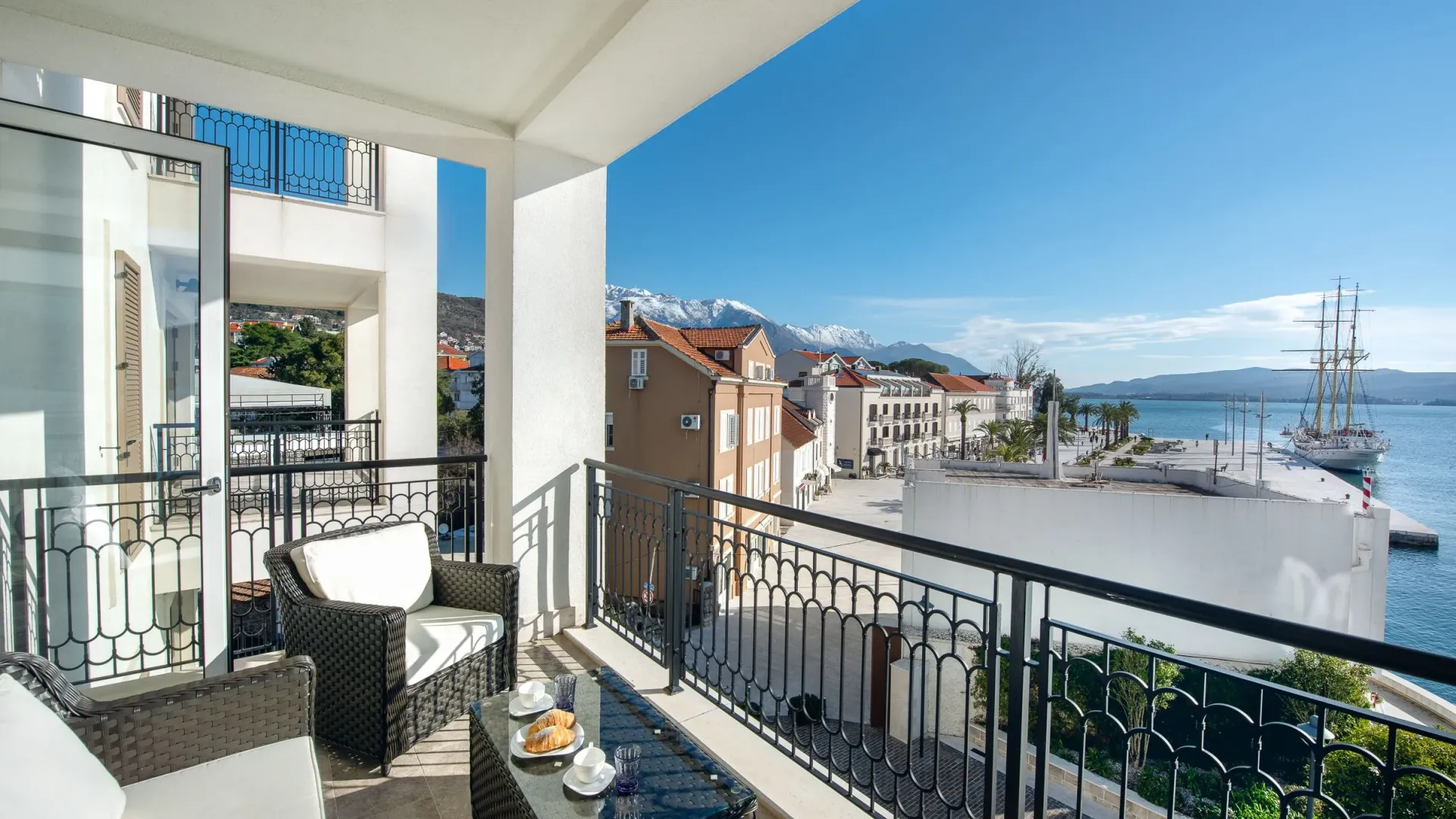 Prodaja, dvosoban stan, 98m², Porto Montenegro, Tivat