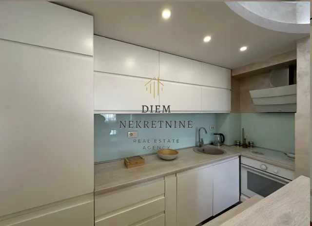 Rent, two bedroom apartment, 68m², City Kvart, Podgorica