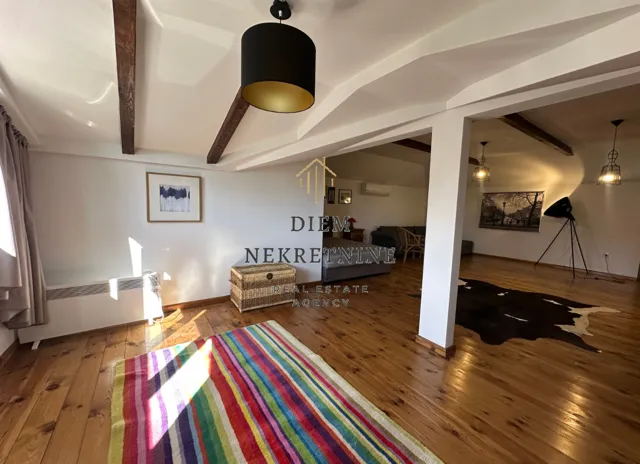 Sale, house, 200m², Tološi, Podgorica