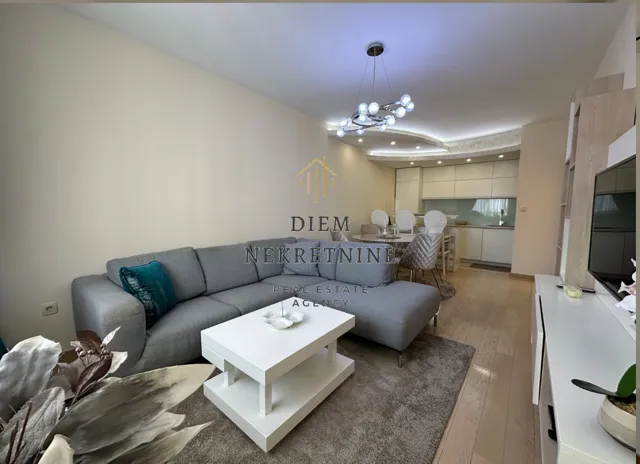 Rent, two bedroom apartment, 68m², City Kvart, Podgorica