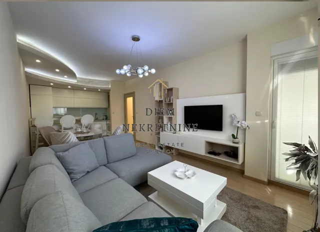 Rent, two bedroom apartment, 68m², City Kvart, Podgorica
