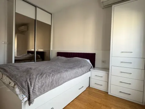 Rent, two bedroom apartment, 63m², City Kvart, Podgorica - image 5