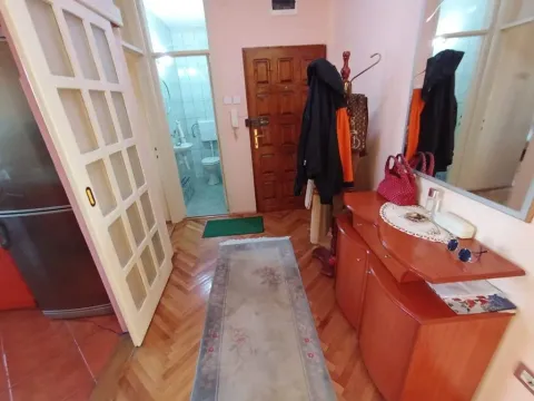 Sale, three bedroom apartment, 100m², Pejton, Podgorica - image 7