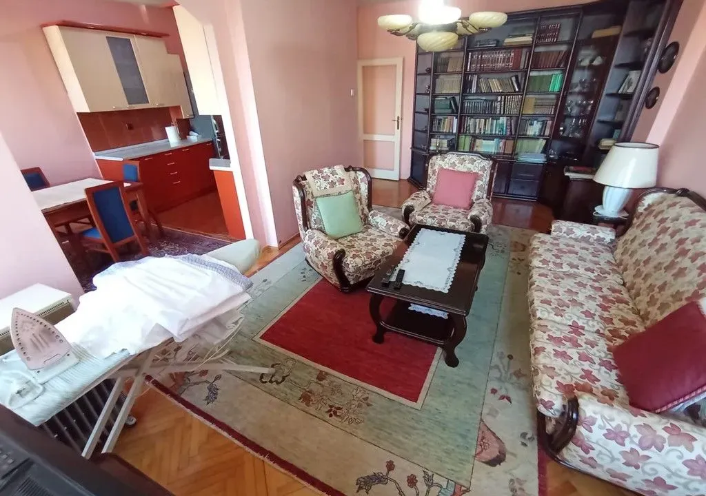 Sale, three bedroom apartment, 100m², Pejton, Podgorica