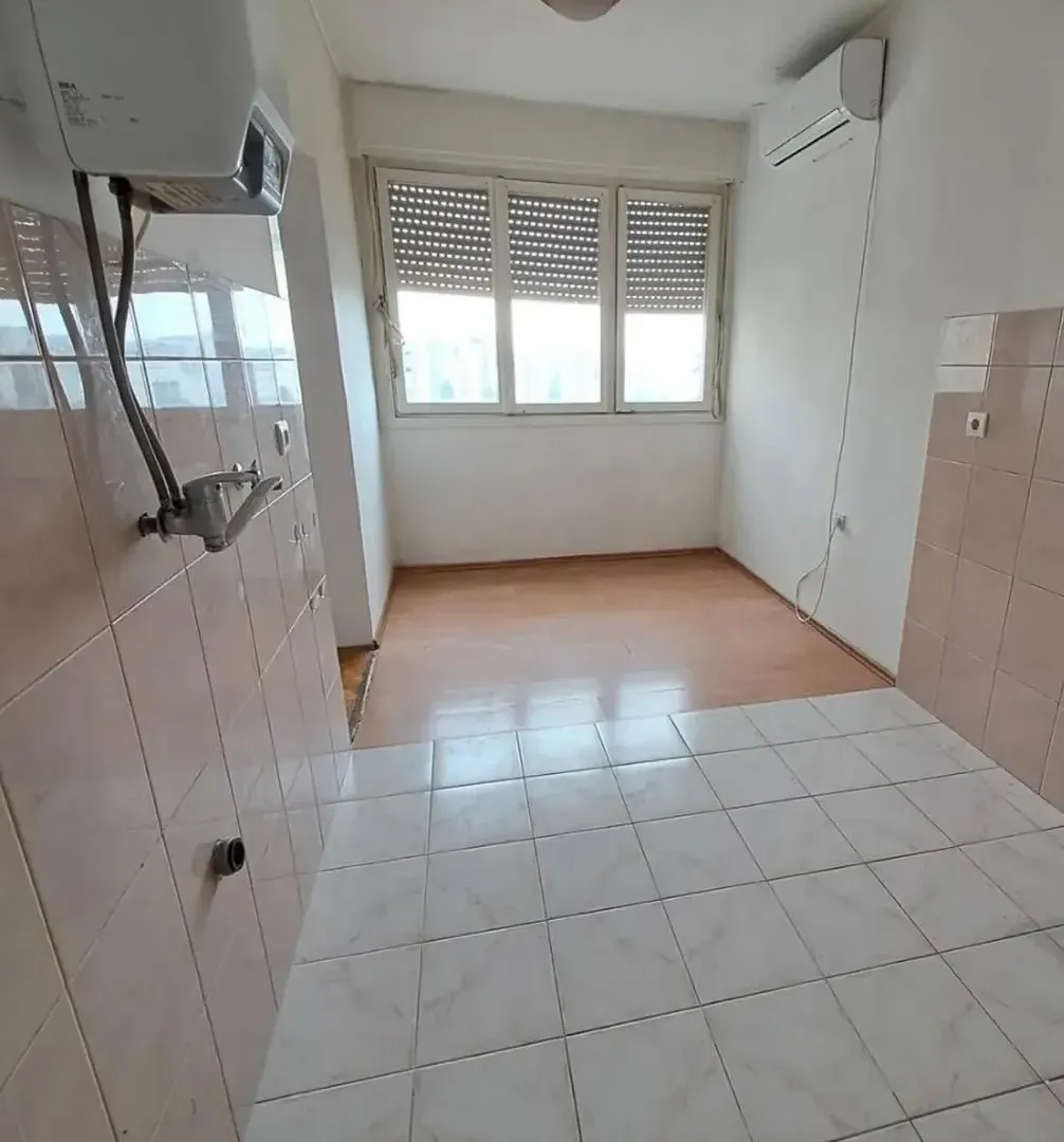 Prodaja, jednosoban stan, 47m², Gintaš, Podgorica