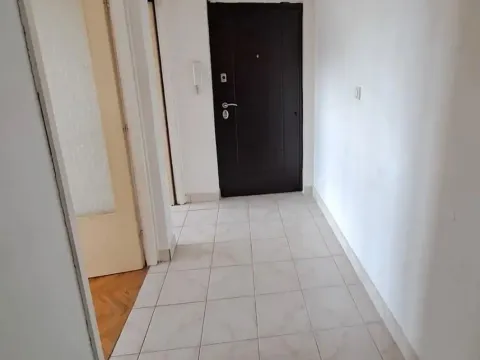 Sale, one bedroom apartment, 47m², Gintaš, Podgorica - image 7