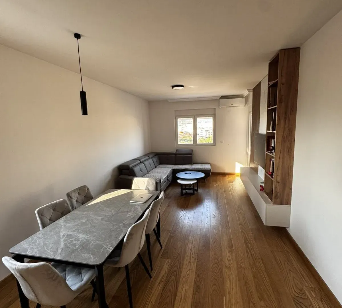 Prodaja, dvosoban stan, 72m², City Kvart, Podgorica