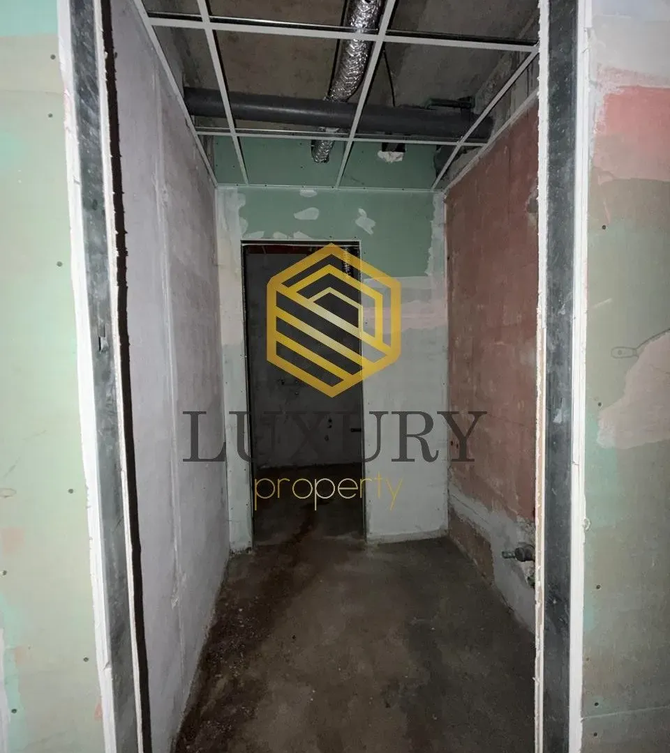 Rent, office space, 160m², Zagorič, Podgorica