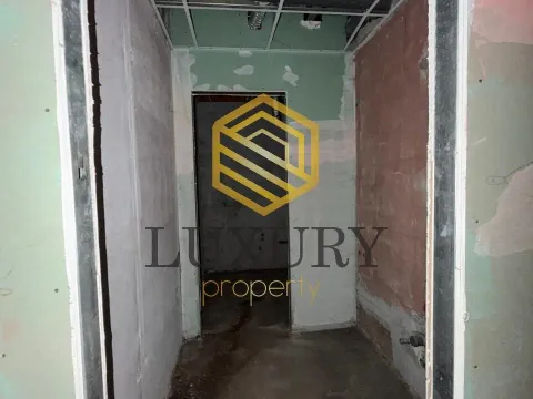 Rent, office space, 160m², Zagorič, Podgorica - image 10