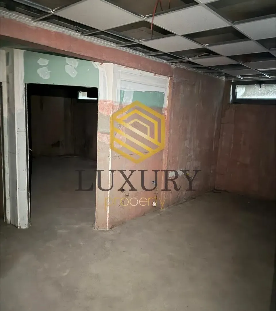 Rent, office space, 160m², Zagorič, Podgorica