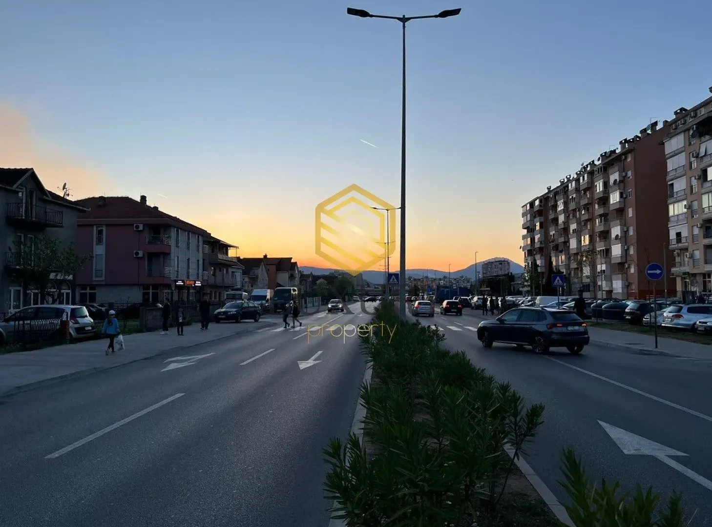 Rent, office space, 124m², Stari Aerodrom, Podgorica