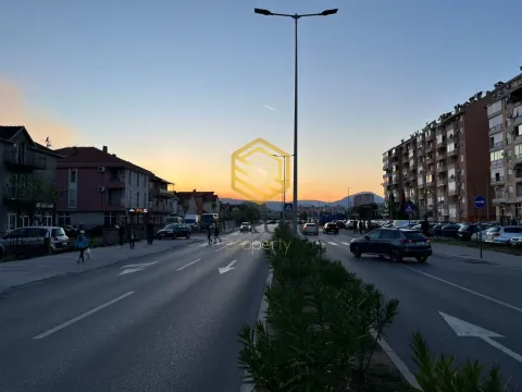 Rent, office space, 124m², Stari Aerodrom, Podgorica - image 2