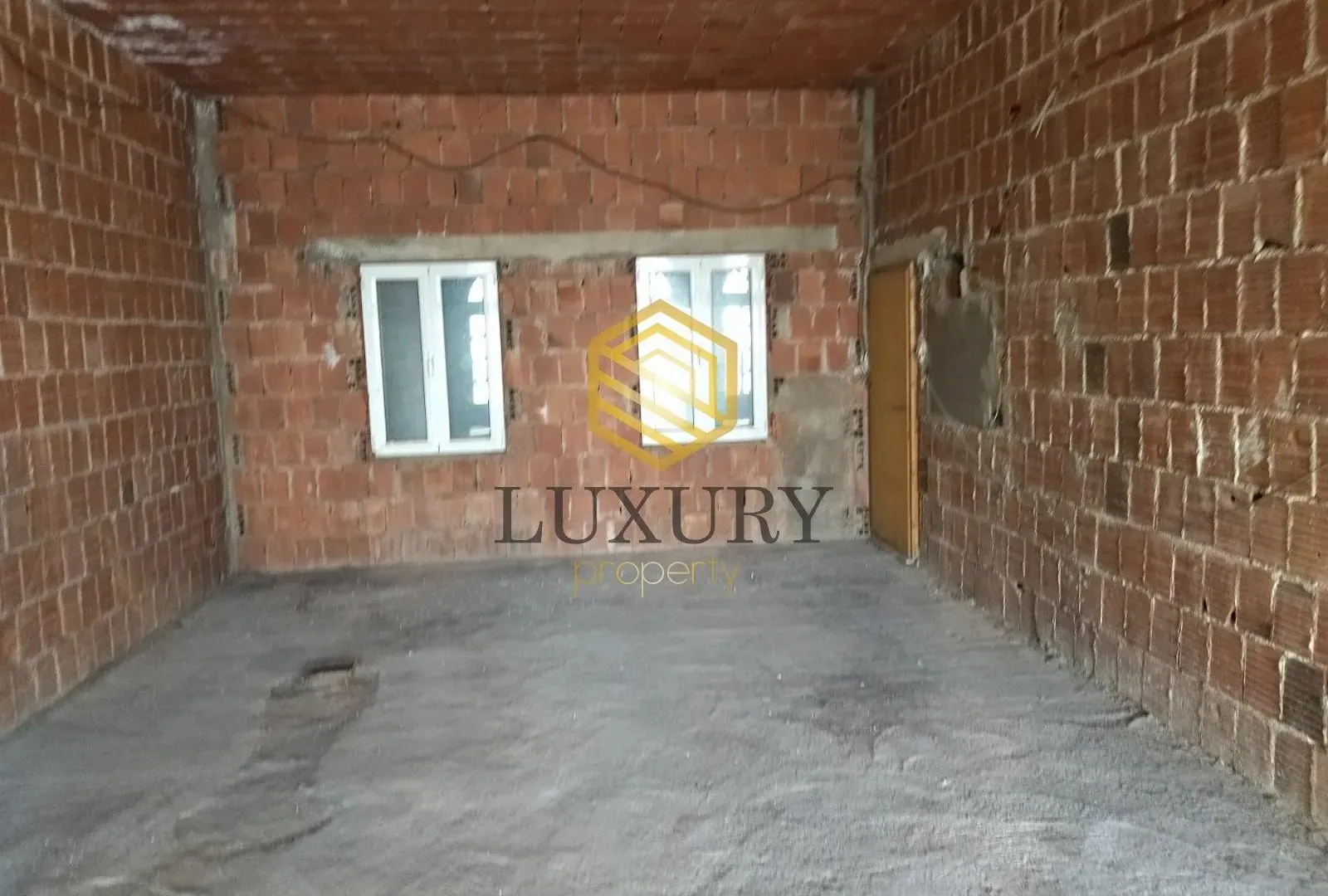 Rent, office space, 124m², Stari Aerodrom, Podgorica