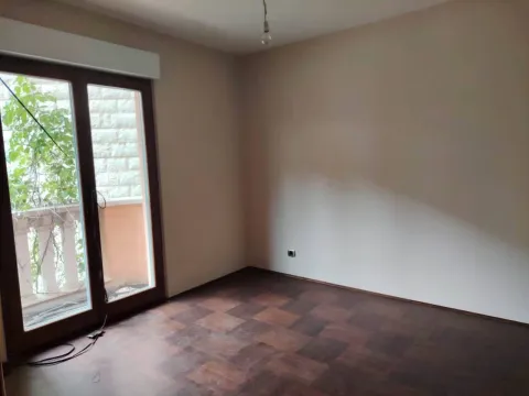 Sale, two bedroom apartment, 79m², Petrovac, Budva - image 10