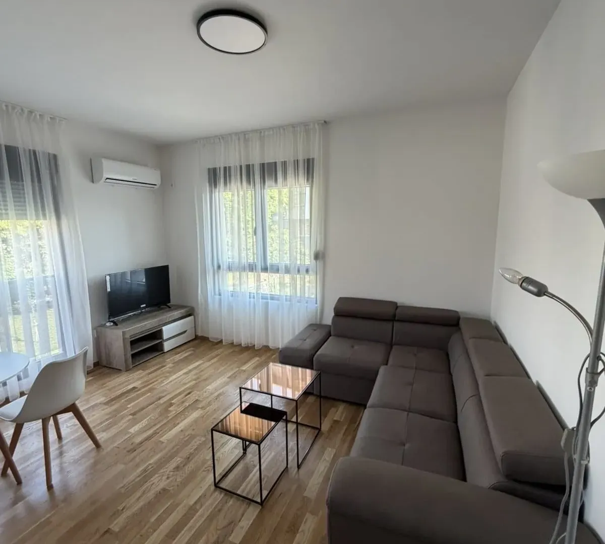 Rent, two bedroom apartment, 50m², Central Point, Podgorica