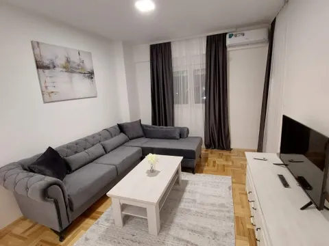 Sale, two bedroom apartment, 74m², Tuški Put, Podgorica - image 15