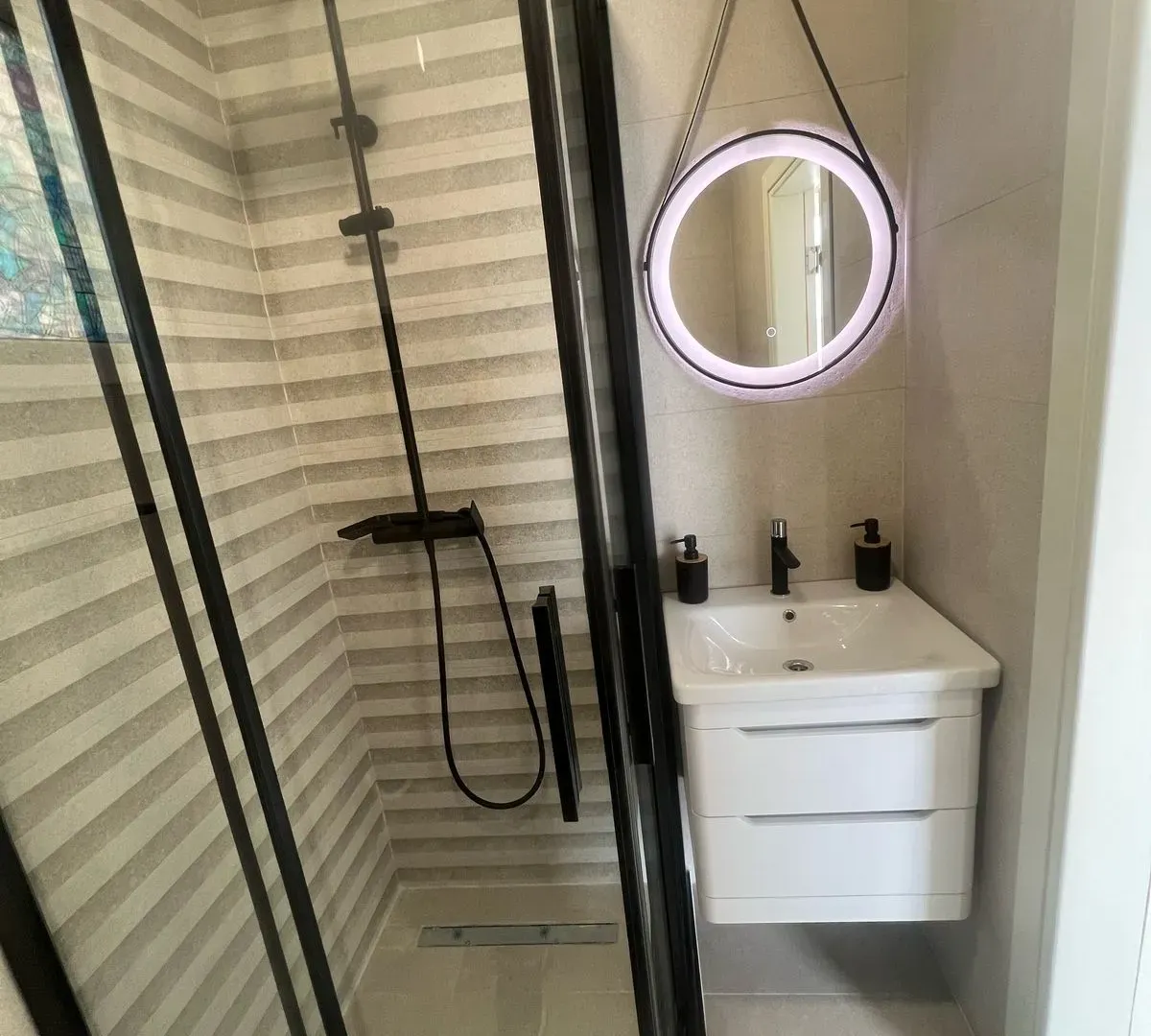 Prodaja, jednosoban stan, 43m², Donja Lastva, Tivat
