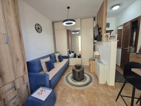 Prodaja, garsonjera, 22m², Bulevar, Budva - image 7