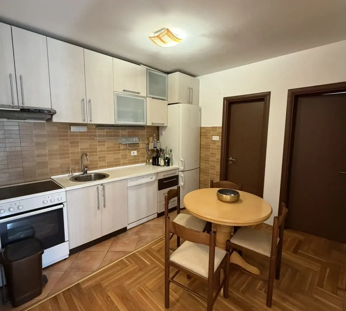 Rent, two bedroom apartment, 60m², Podgorica, Crna Gora