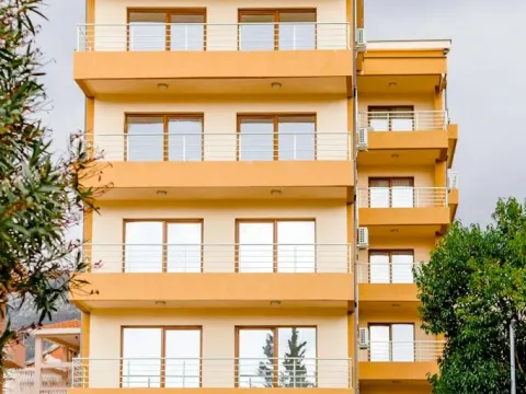 Sale, three bedroom apartment, 85m², Velji Vinogradi, Budva - image 1