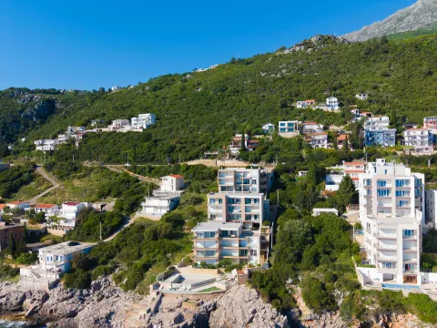 Prodaja, dvosoban stan, 83m², Dobre Vode, Bar - image 1