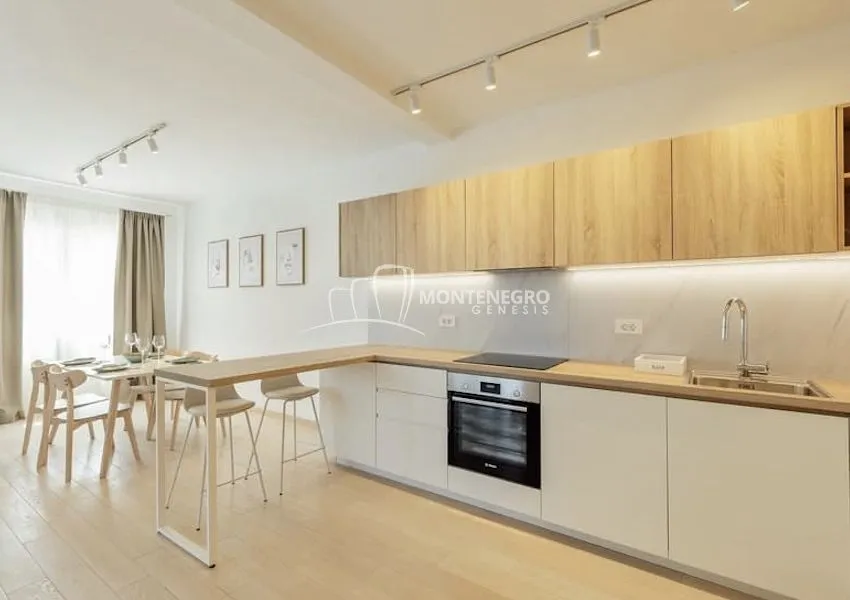 Prodaja, dvosoban stan, 76m², Herceg Novi, Crna Gora