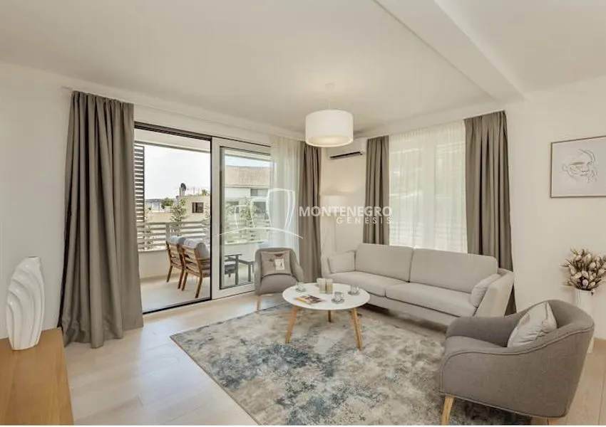 Prodaja, dvosoban stan, 76m², Herceg Novi, Crna Gora