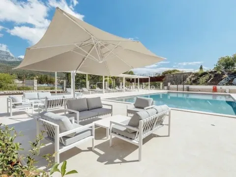 Prodaja, dvosoban stan, 76m², Herceg Novi, Crna Gora - image 12