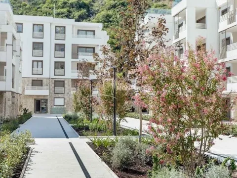 Prodaja, dvosoban stan, 76m², Herceg Novi, Crna Gora - image 14