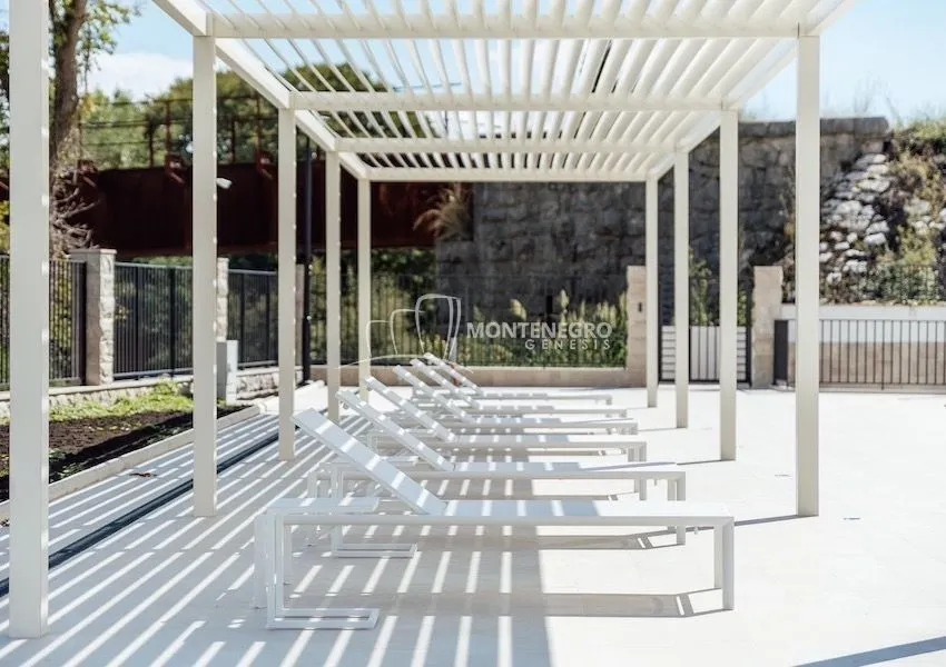 Prodaja, dvosoban stan, 76m², Herceg Novi, Crna Gora