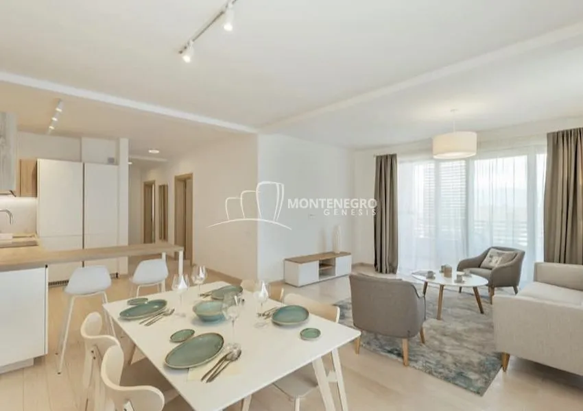 Prodaja, dvosoban stan, 76m², Herceg Novi, Crna Gora