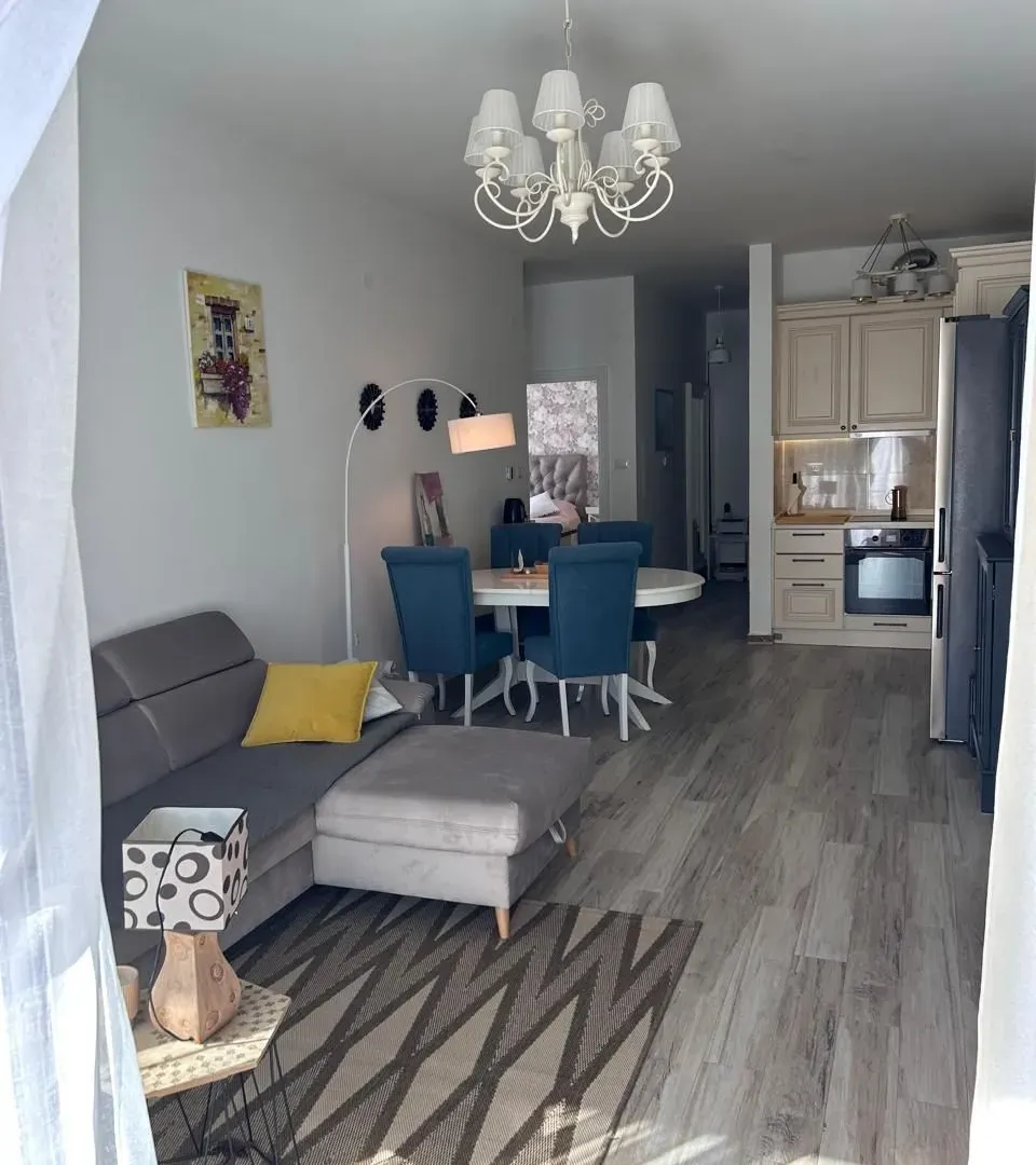 Sale, two bedroom apartment, 83m², Dobre Vode, Bar
