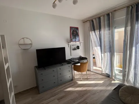 Prodaja, dvosoban stan, 83m², Dobre Vode, Bar - image 6